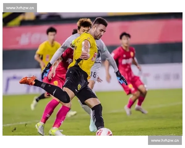 终场比分揭晓焦点足球赛事激战结果全解析与关键瞬间回顾深度